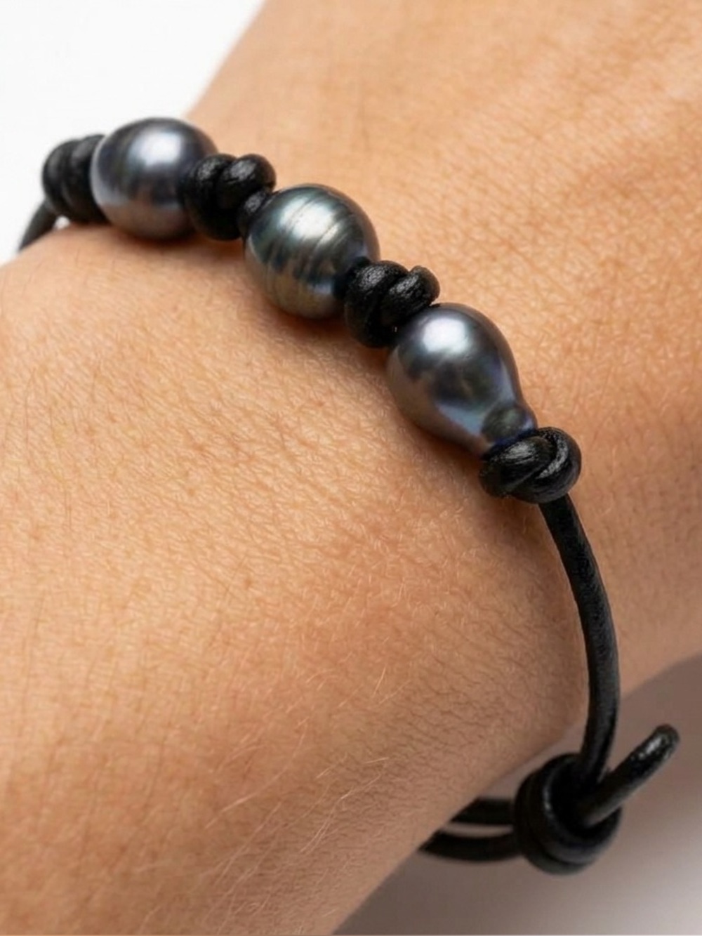 Sundance Black Leather Bracelet with Tahitian-Style Dark Gray Pearls NEW